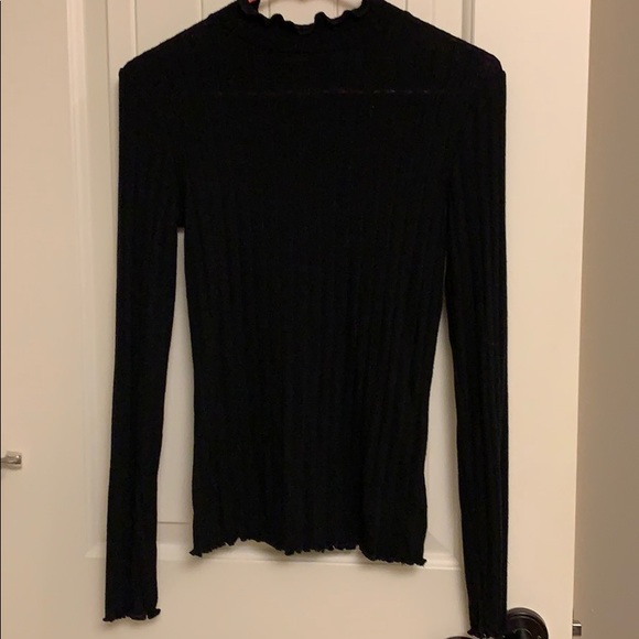 Mossimo Supply Co. Tops - Black Long Sleeve Top Mossimo Supply Co. Tops - Black Long Sleeve Top